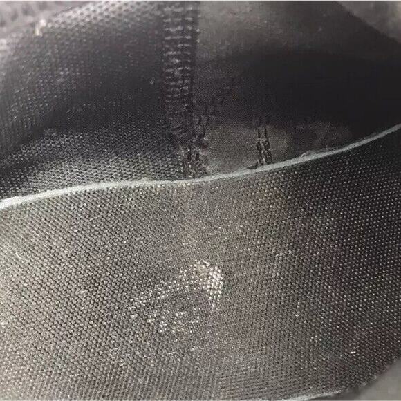 Nike Aptare Essential Sneaker Black White Slip On Shoes Women's 9.5 881190-002 - Picture 11 of 13